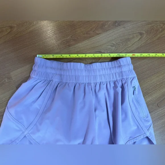 LULULEMON Tracker Short V (Lined) - Picture 4 of 9